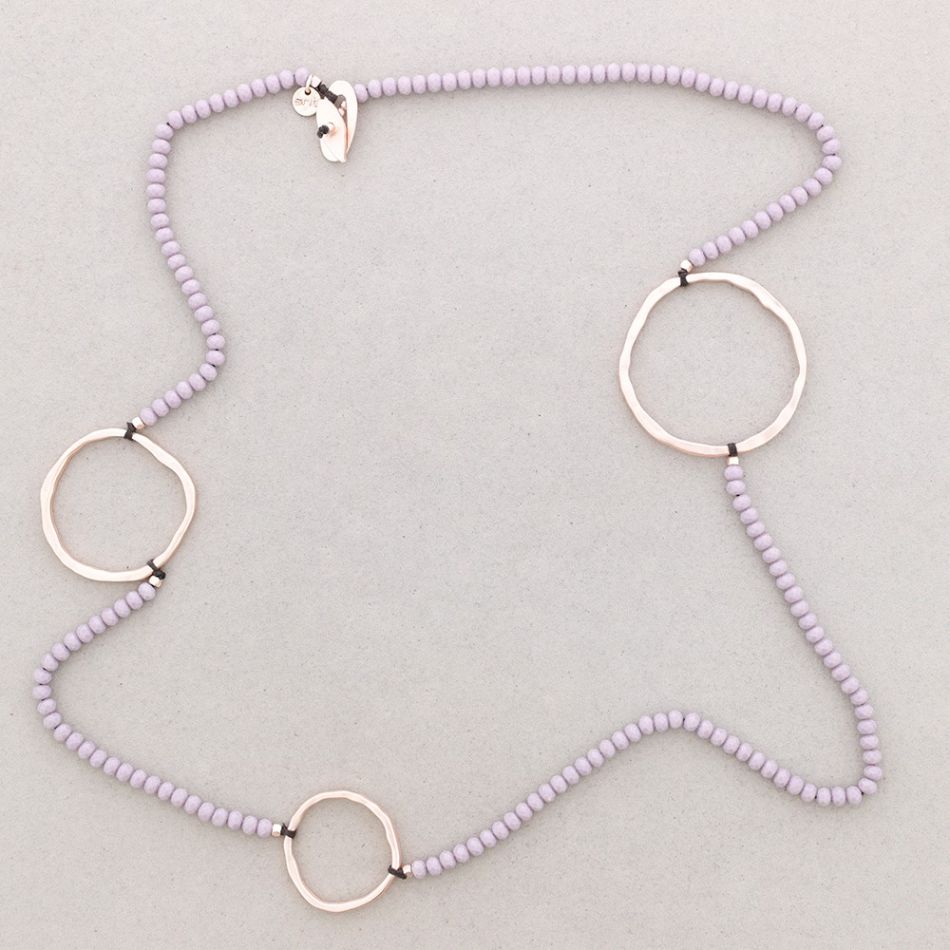 COLLAR LARGO CUENTAS FACETADAS ARGOLLAS METAL