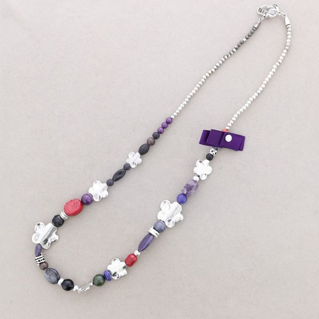 LONG NECKLACE METAL BEADS STONES