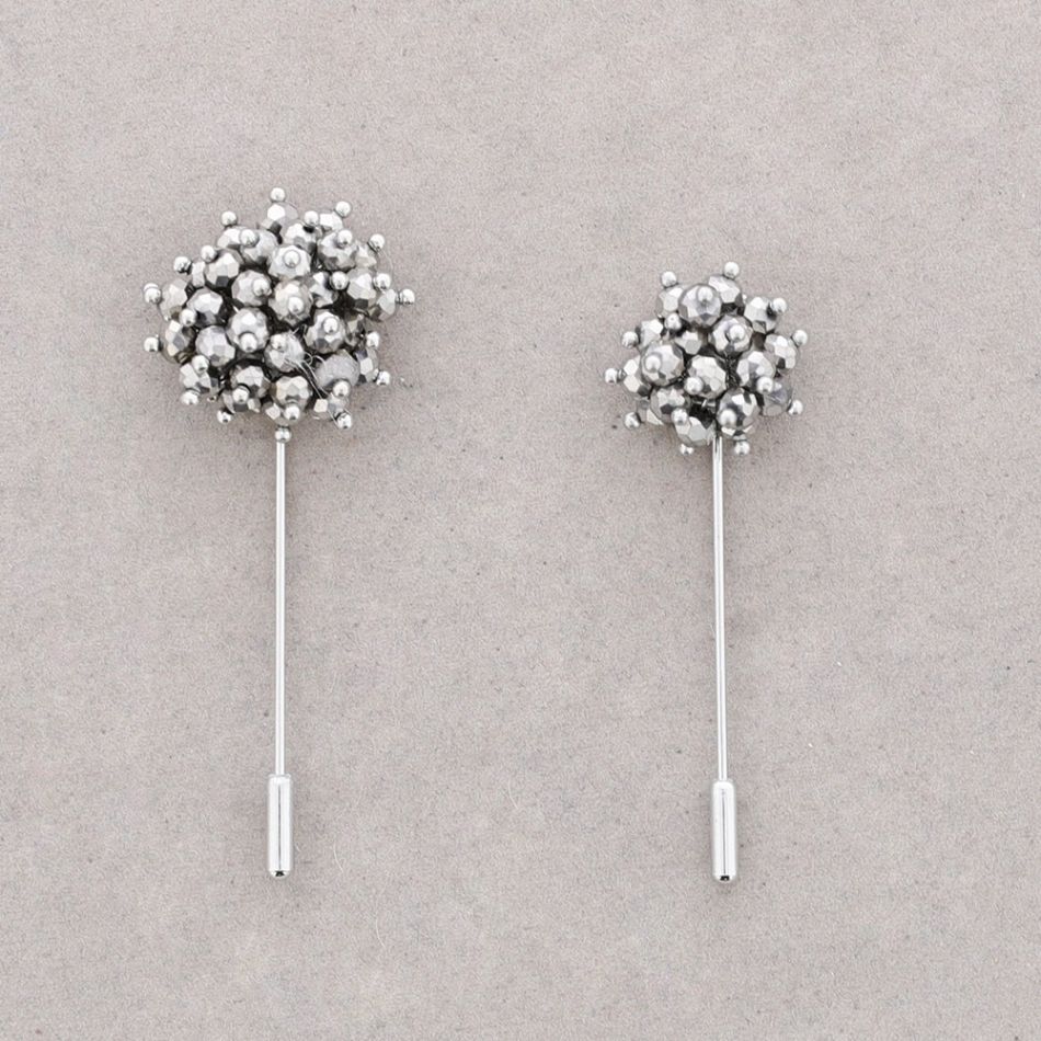 PAR BROCHE AGUJA FLOR CRISTALES FACETADOS