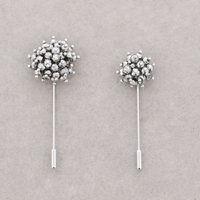 PAR BROCHE AGUJA FLOR CRISTALES FACETADOS