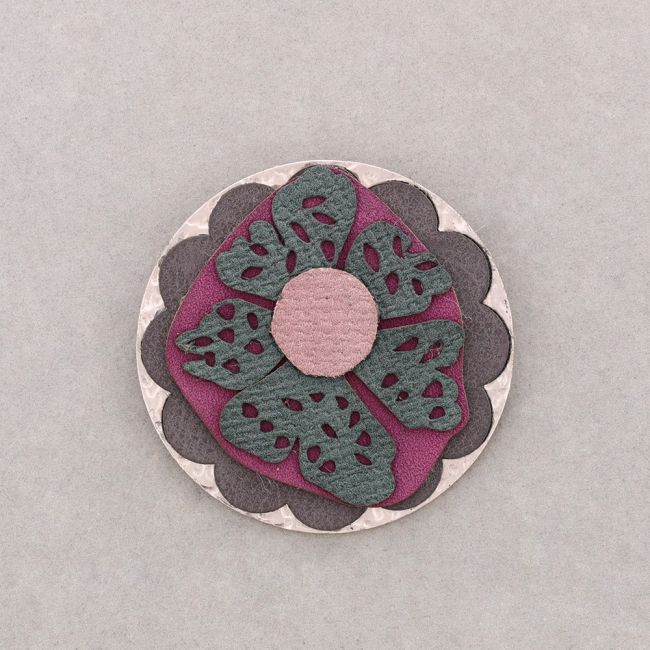 MULTI LAYER IMITATION LEATHER FLOWER BROOCH