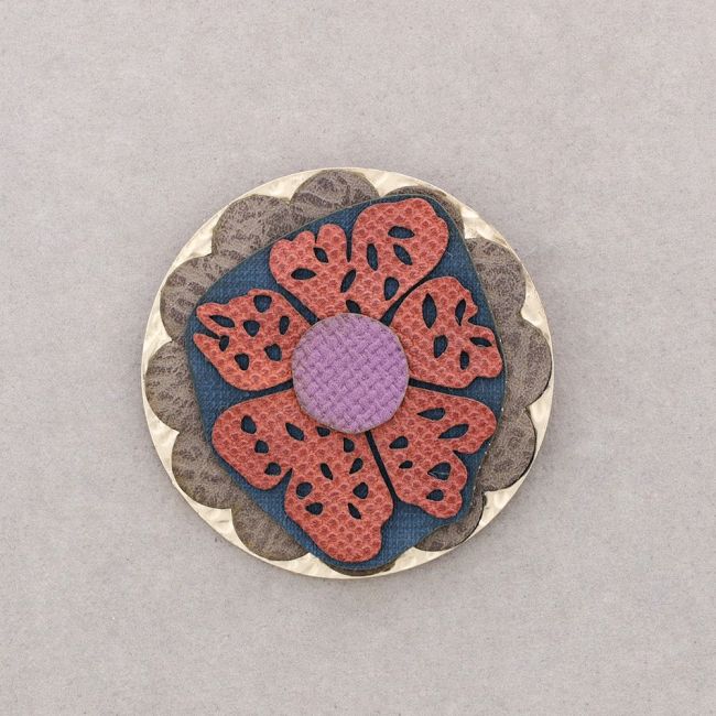 MULTI LAYER IMITATION LEATHER FLOWER BROOCH