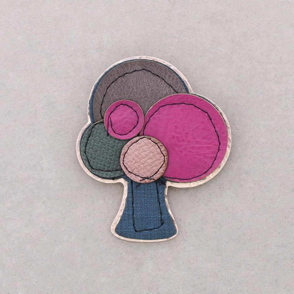 IMITATION LEATHER METAL TREE BROOCH