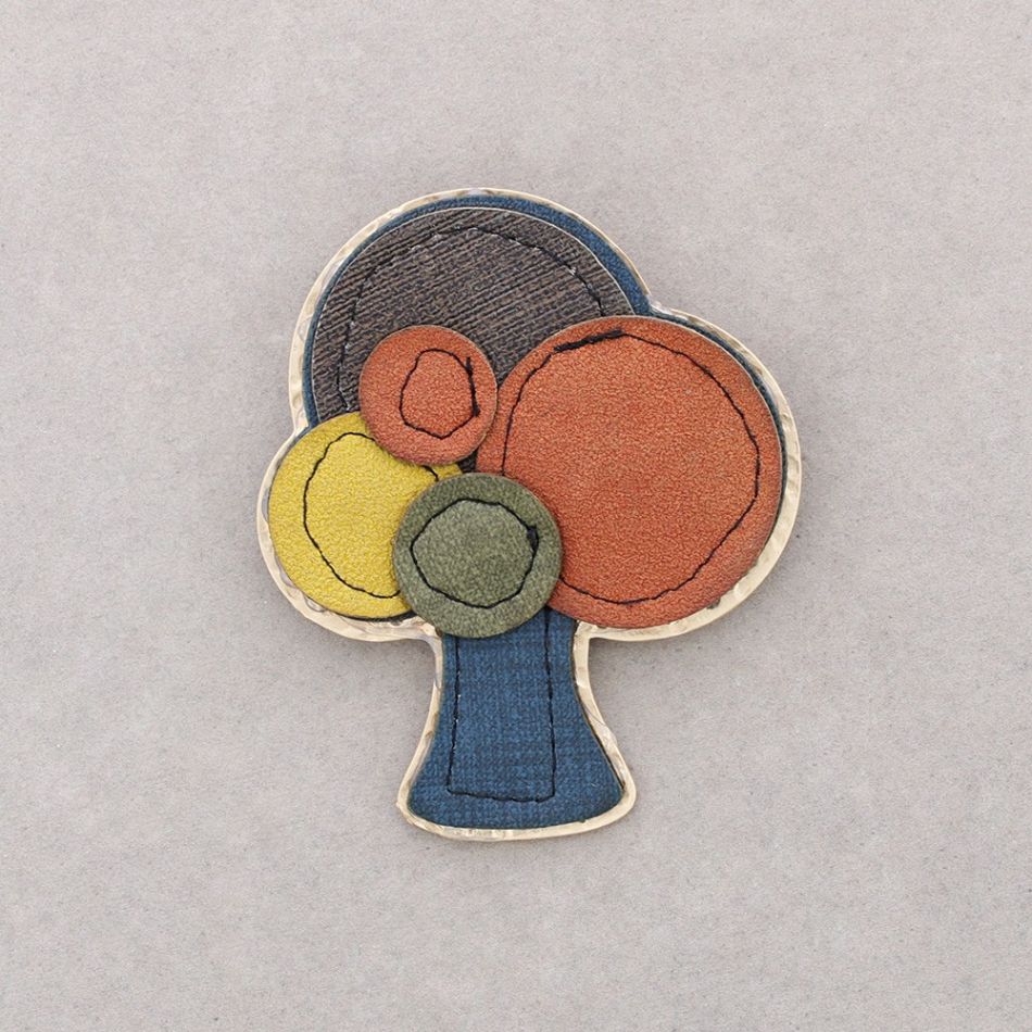 IMITATION LEATHER METAL TREE BROOCH