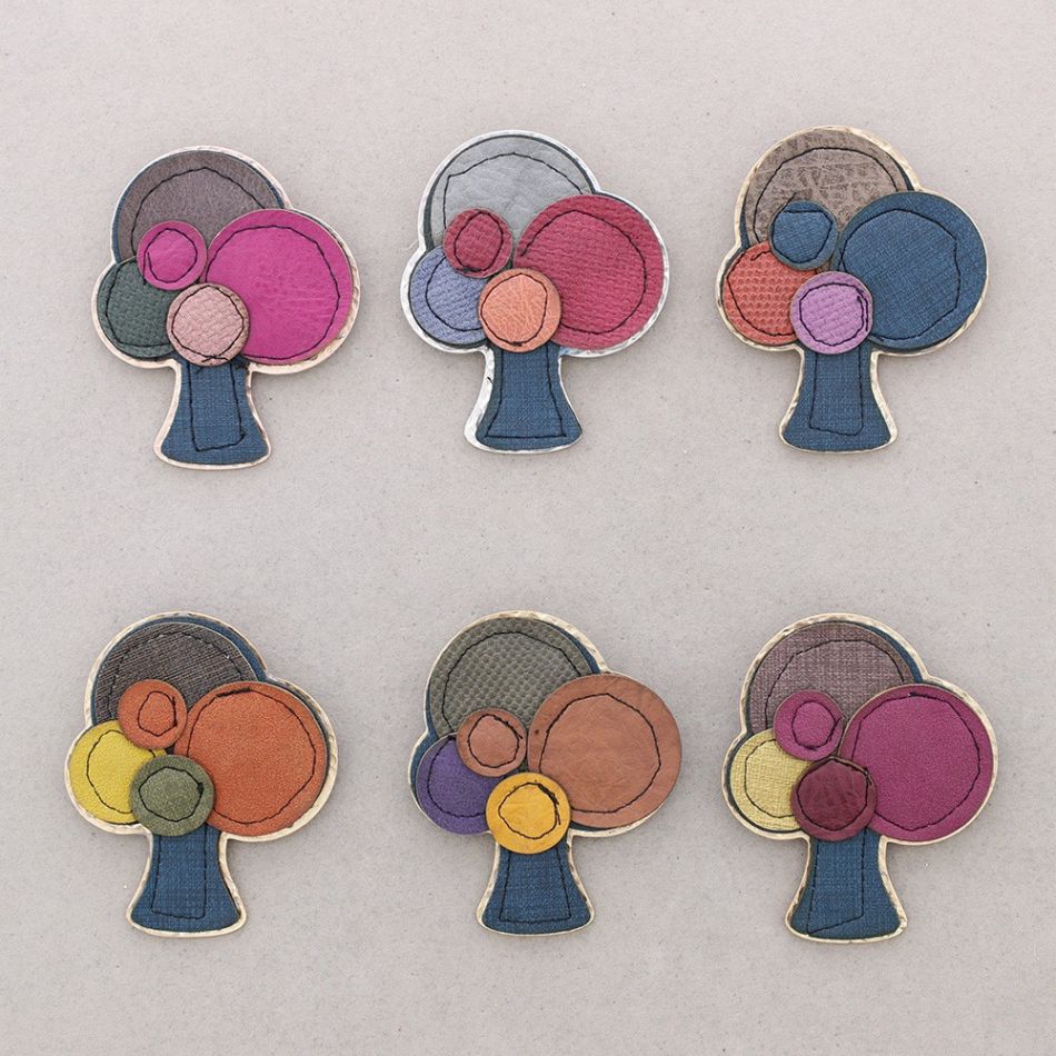 IMITATION LEATHER METAL TREE BROOCH