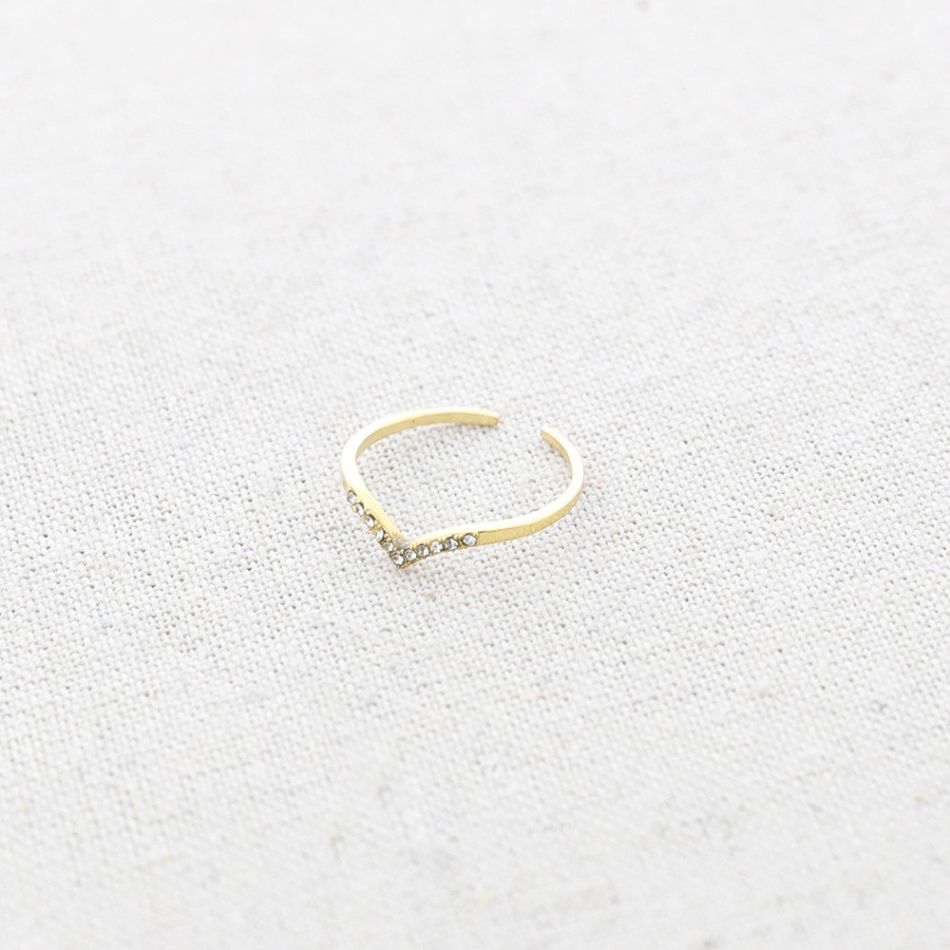 STEEL RING WITH CRYSTALS