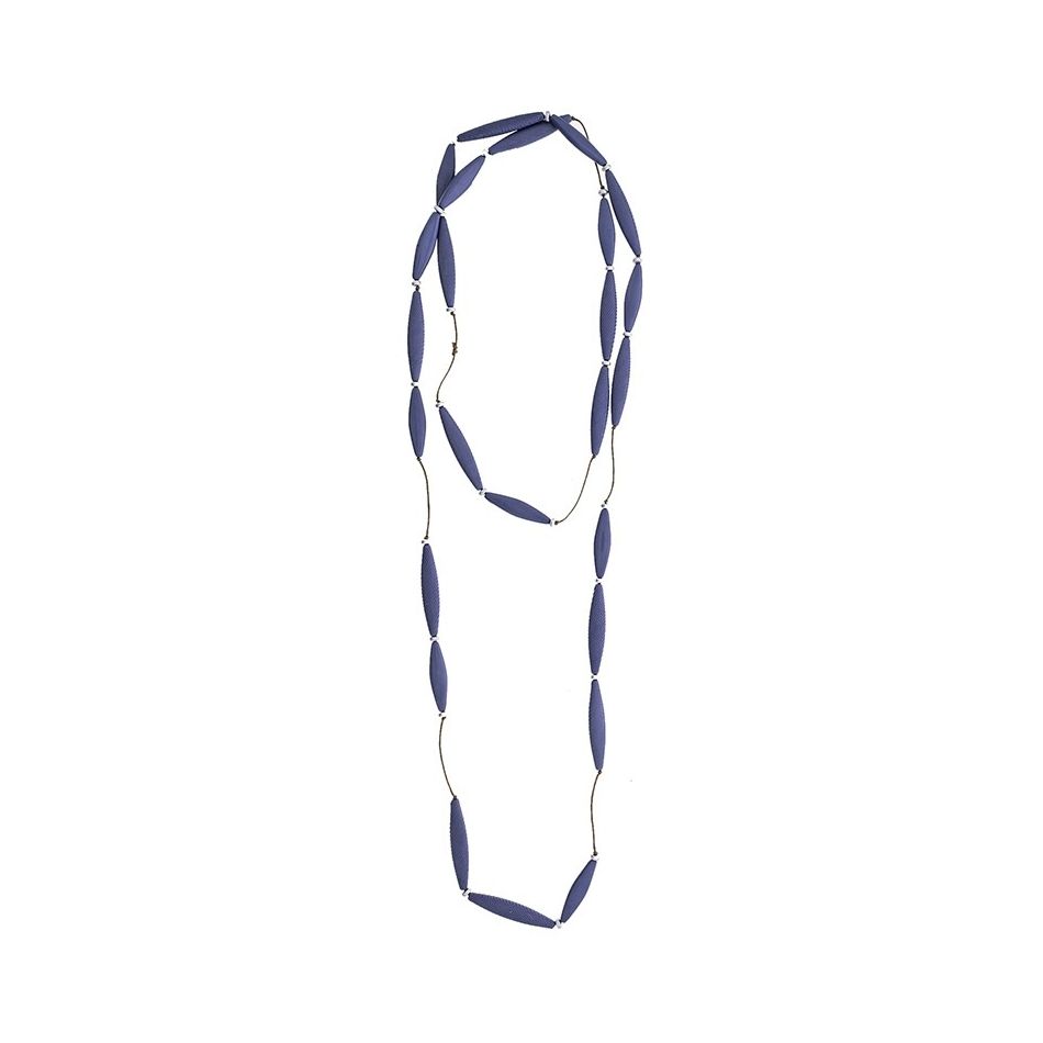LONG NECKLACE WITH RESIN BEADS