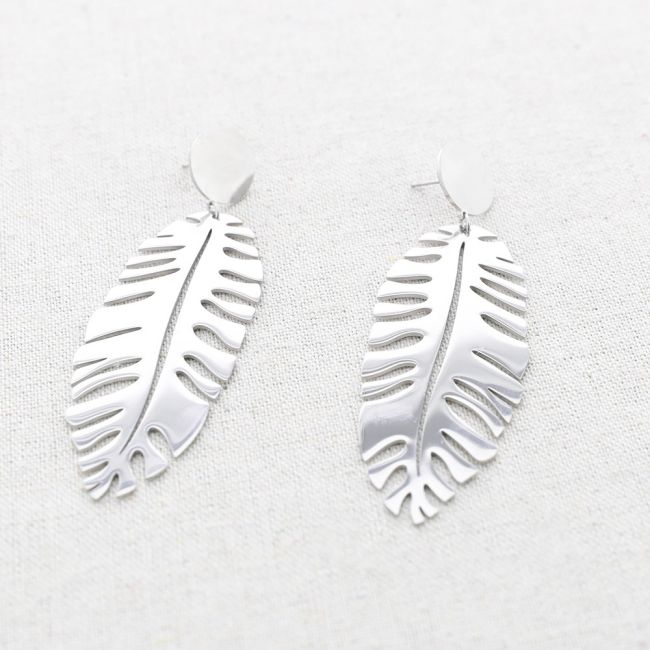 STEEL PENDANT LEAF EARRINGS