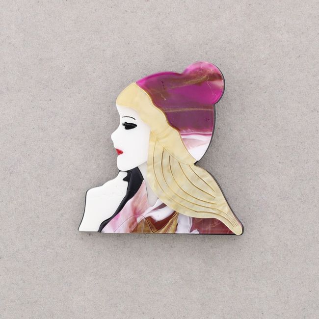 BROCHE CHICA GORRO RESINA