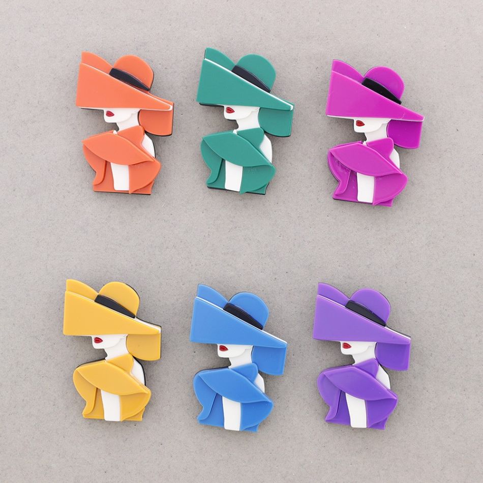 BROCHE CHICA ELEGANTE RESINA
