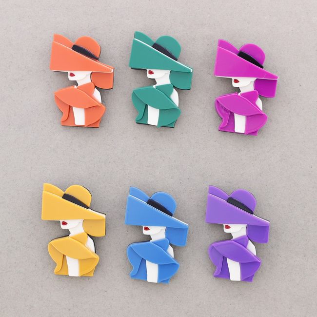 BROCHE CHICA ELEGANTE RESINA