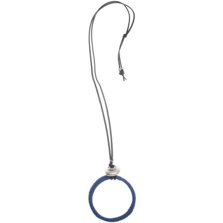 LONG NECKLACE WITH LINED METAL RING PENDANT 2