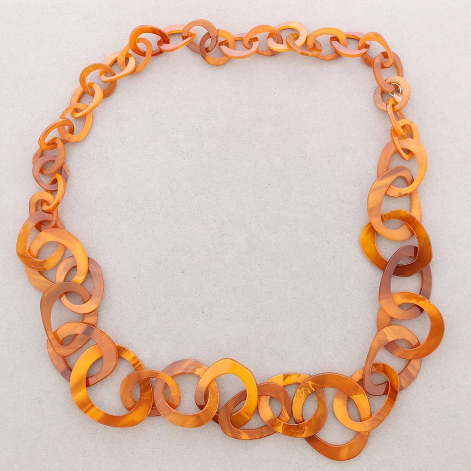 COLLAR LARGO ESLABONES RESINA