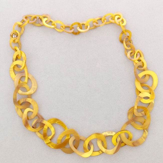 COLLAR LARGO ESLABONES RESINA