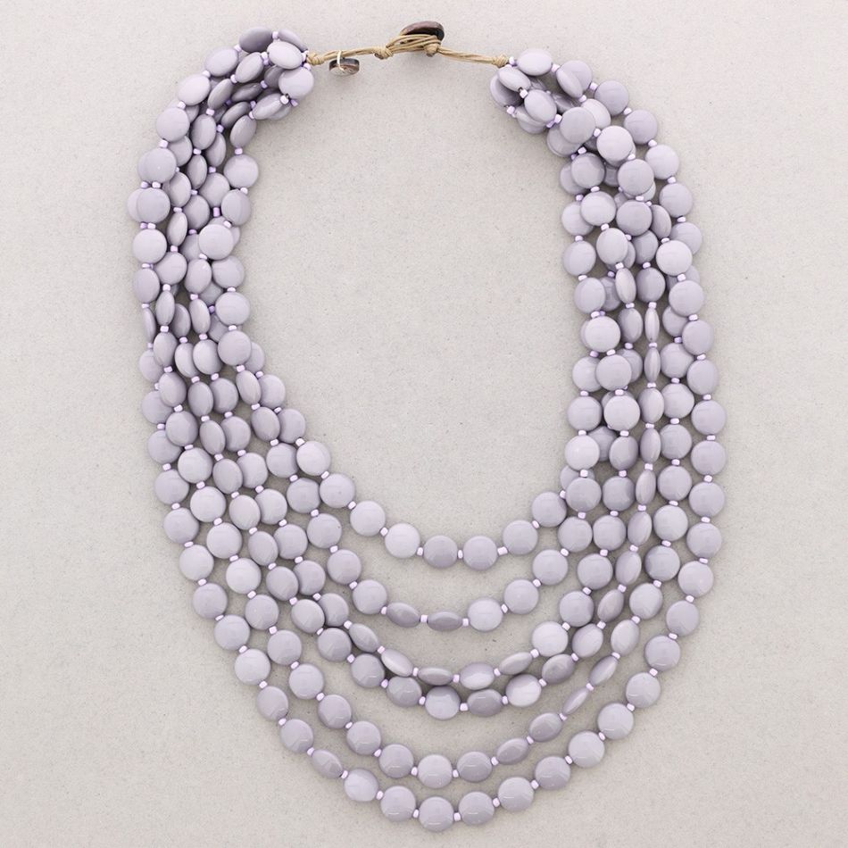 COLLAR CUENTAS RESINA