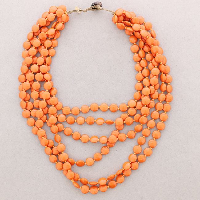 COLLAR CUENTAS RESINA