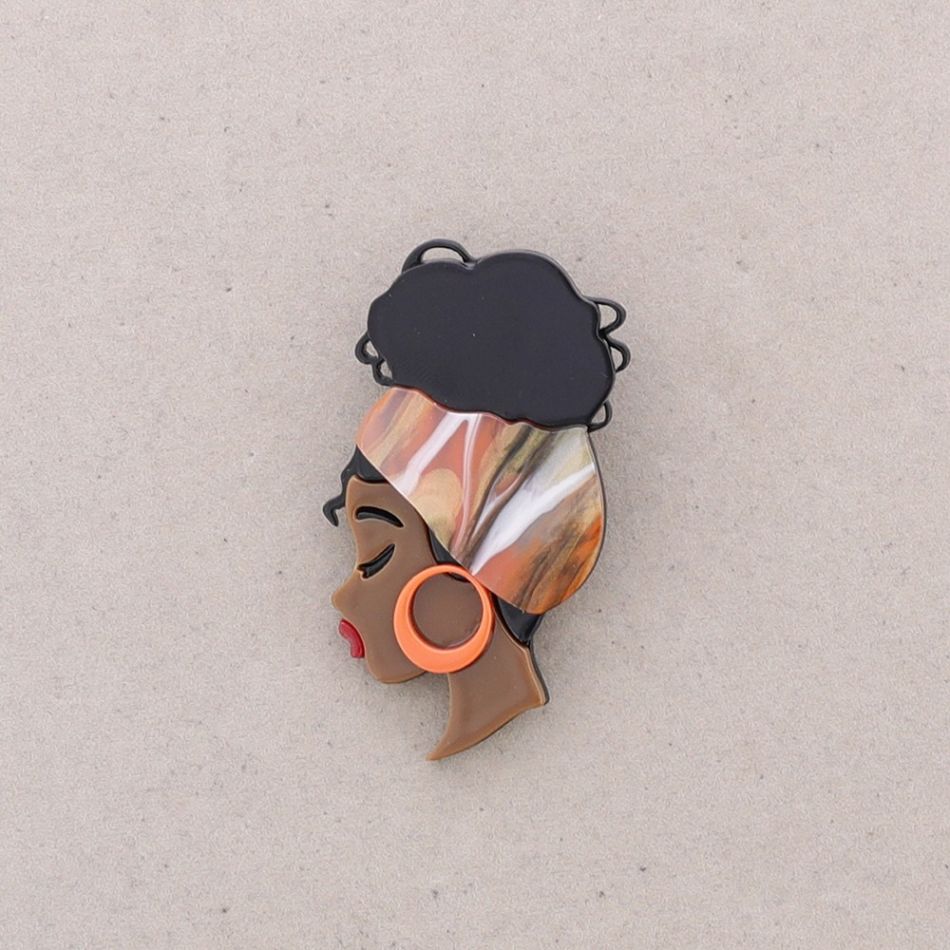 RESIN GIRL BROOCH