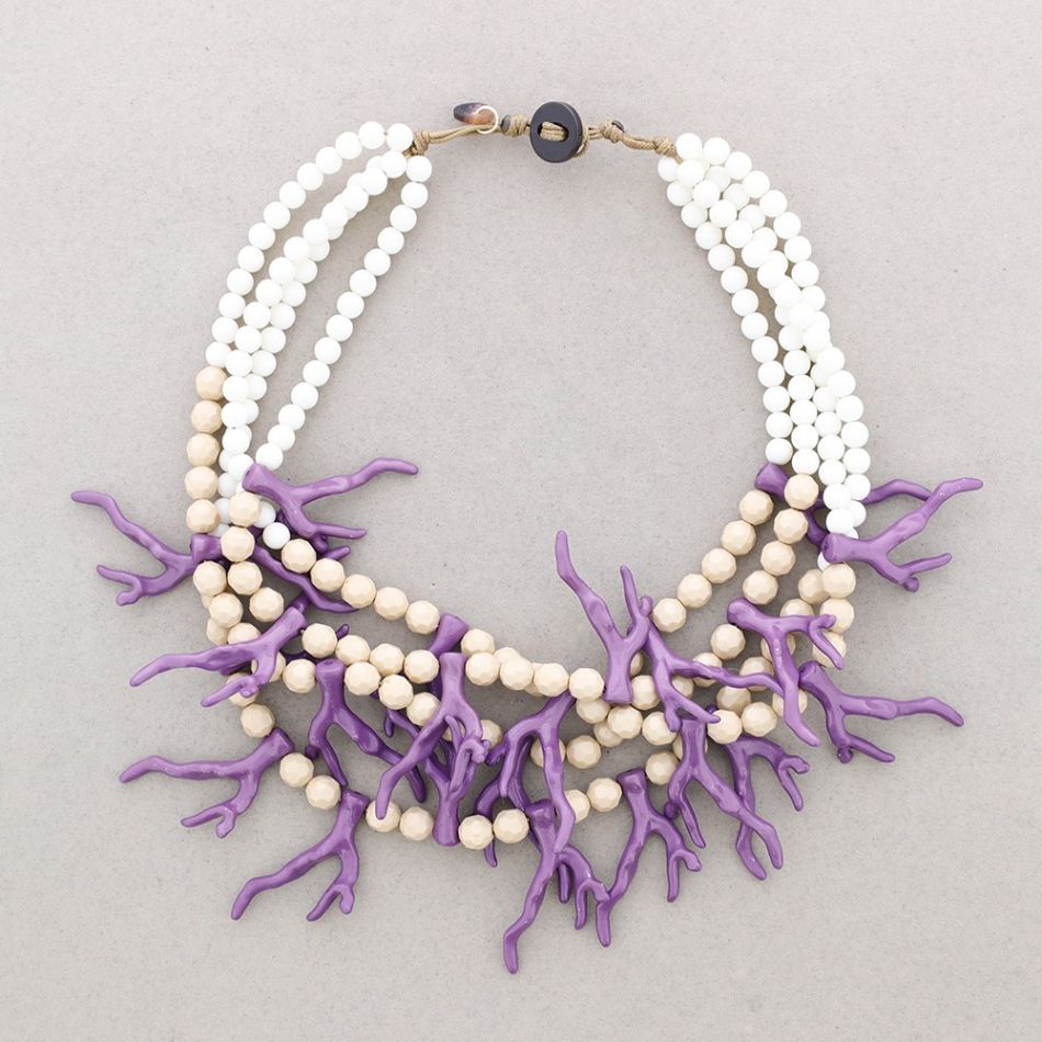 4-TIER RESIN CORAL BALLS NECKLACE