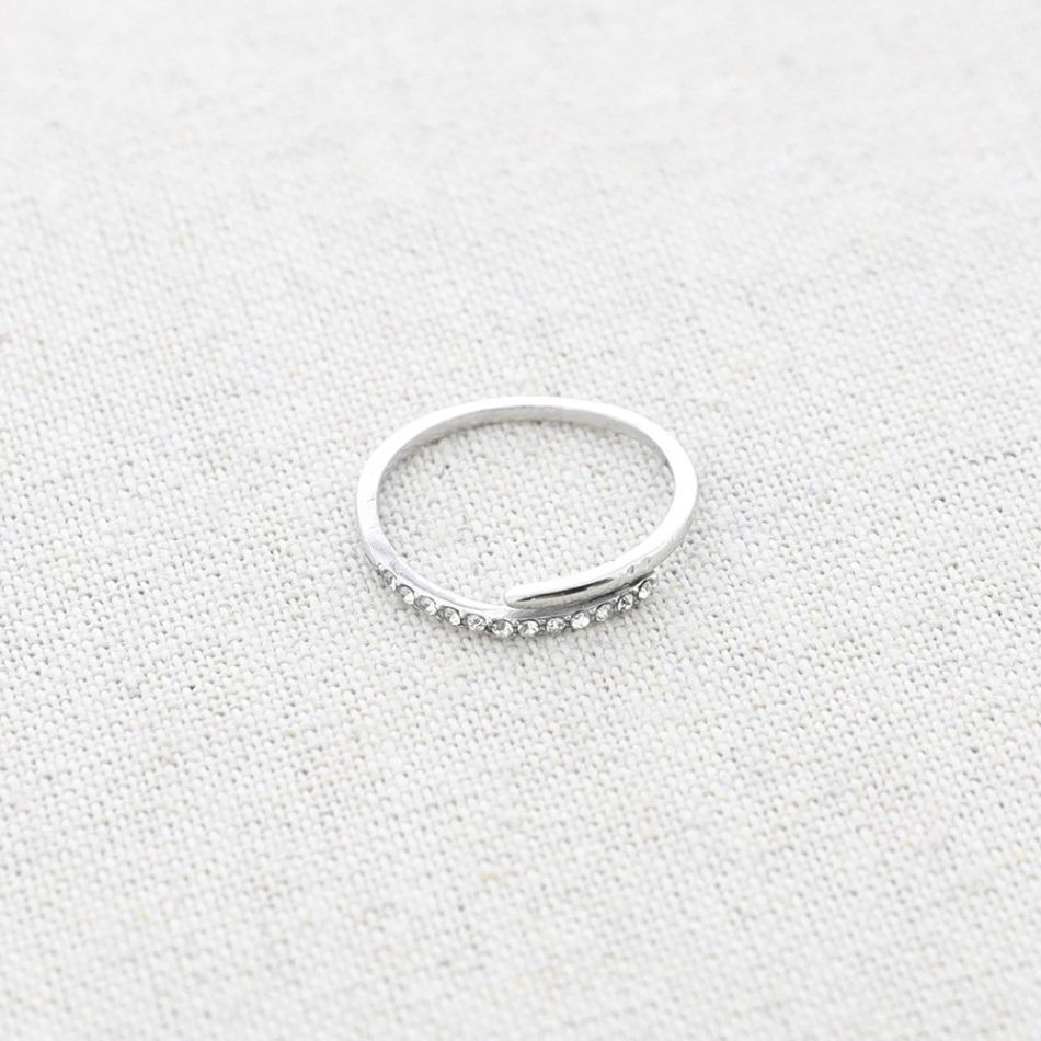 STEEL RING WITH CRYSTALS
