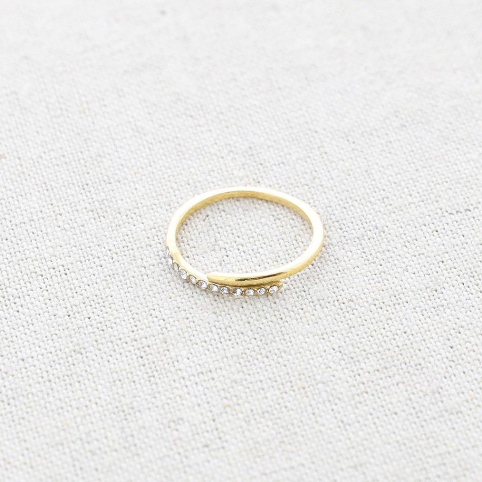 STEEL RING WITH CRYSTALS