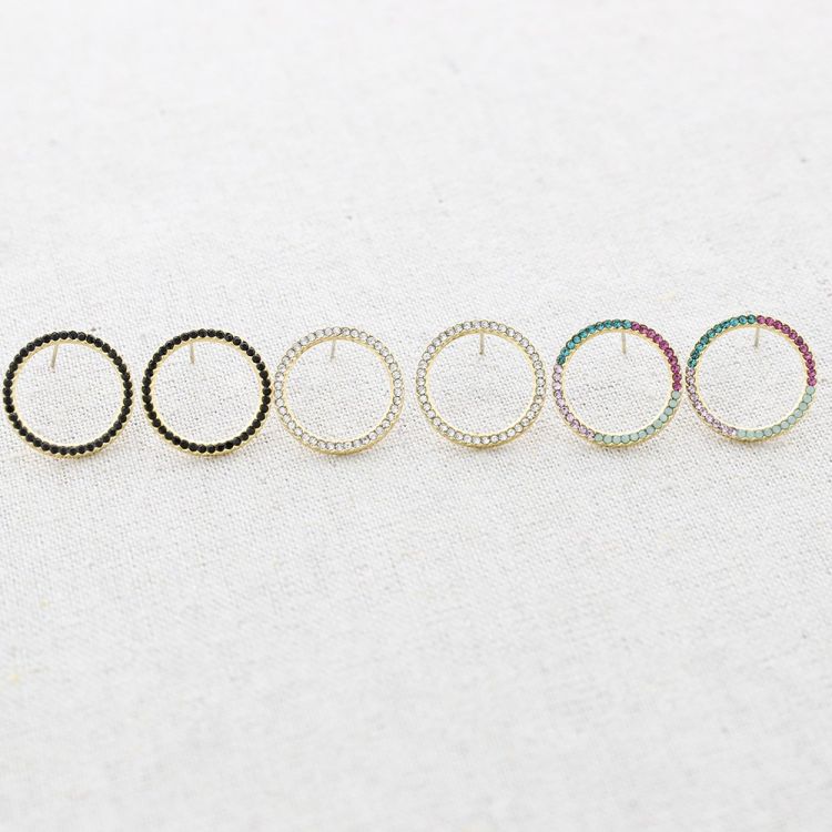STEEL HOOP EARRINGS WITH CRYSTALS 2