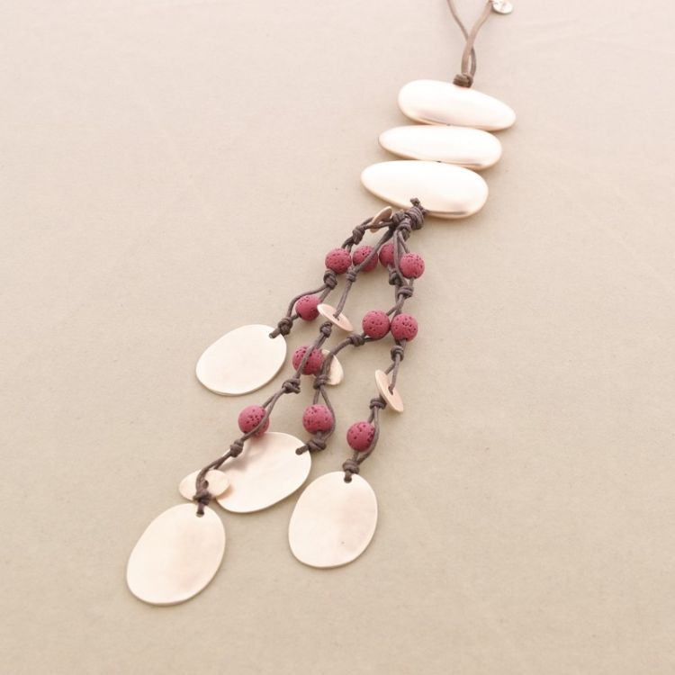 COLLAR LARGO COLGANTE METAL CUENTAS LAVAS