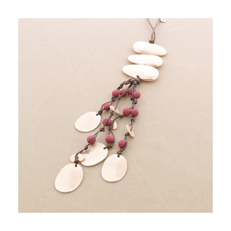 LONG NECKLACE METAL PENDANT WITH LAVA BEADS