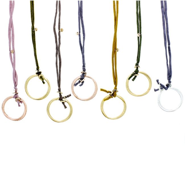 COLLAR LARGO COLGANTE ANILLA METAL
