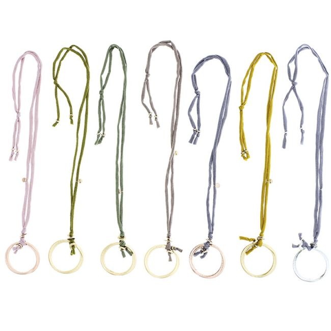 LONG NECKLACE WITH METAL RING