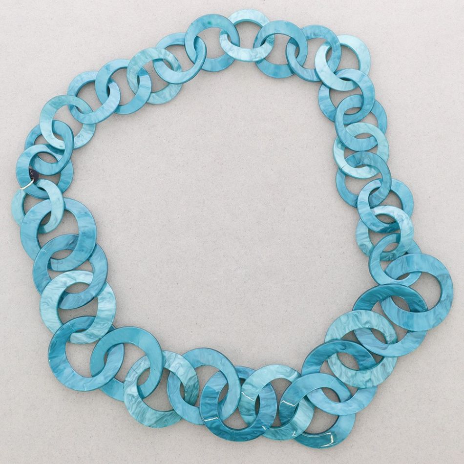 LONG RESIN LINK NECKLACE