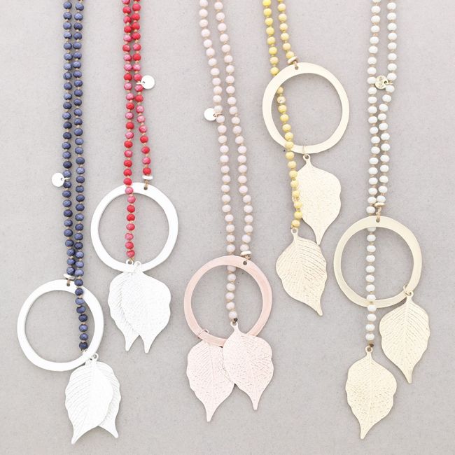LONG NECKLACE FACETED CRYSTALS LEAVES METAL