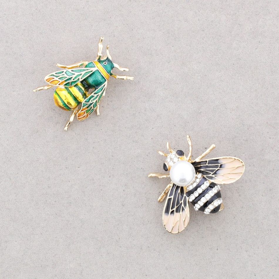 BROOCH SET TWO BEES METAL ENAMEL