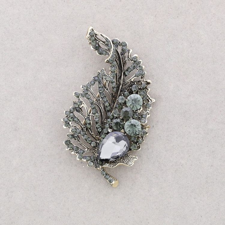 BROCHE HOJA METAL CRISTALES 2