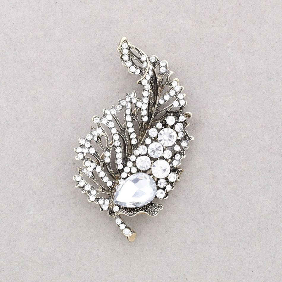 LEAF METAL CRYSTALS BROOCH