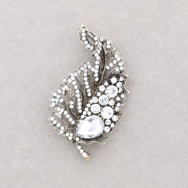 LEAF METAL CRYSTALS BROOCH