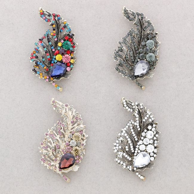 LEAF METAL CRYSTALS BROOCH