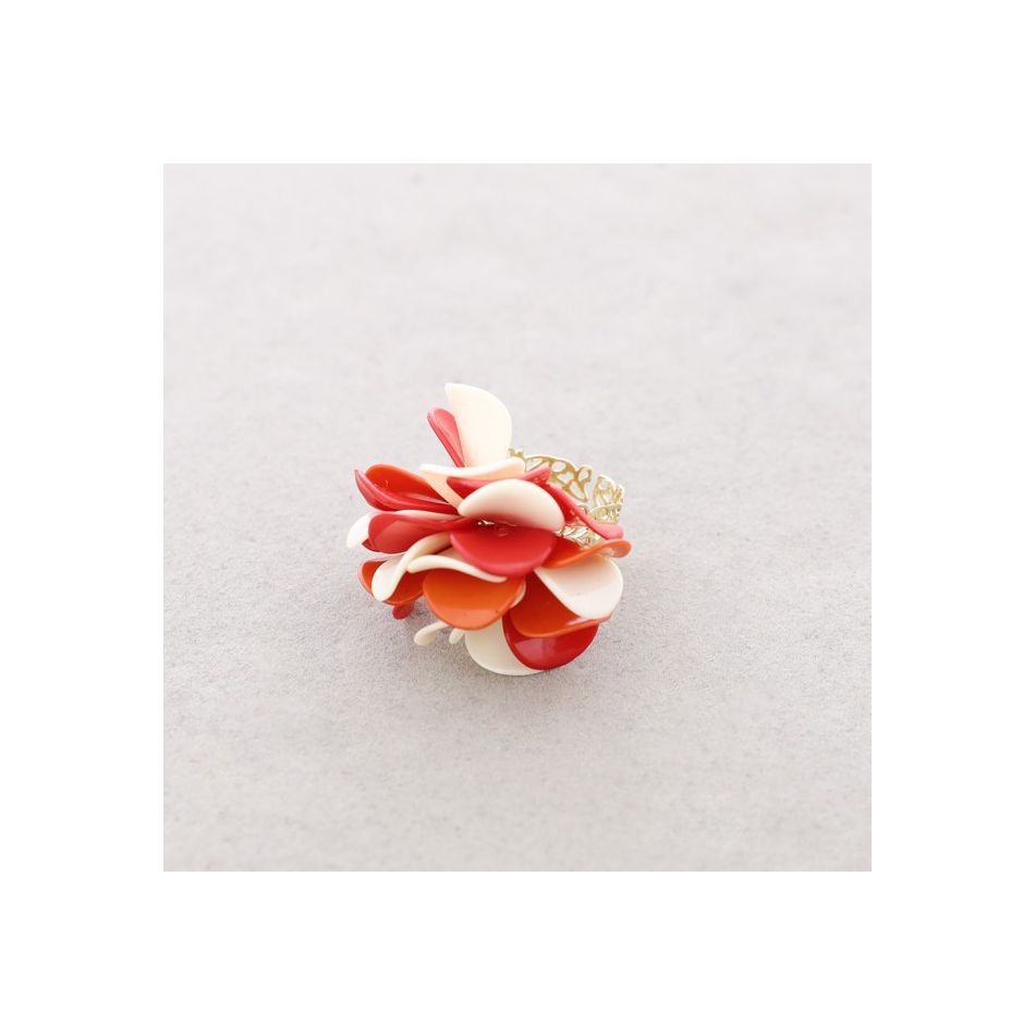 PETALS METAL RING