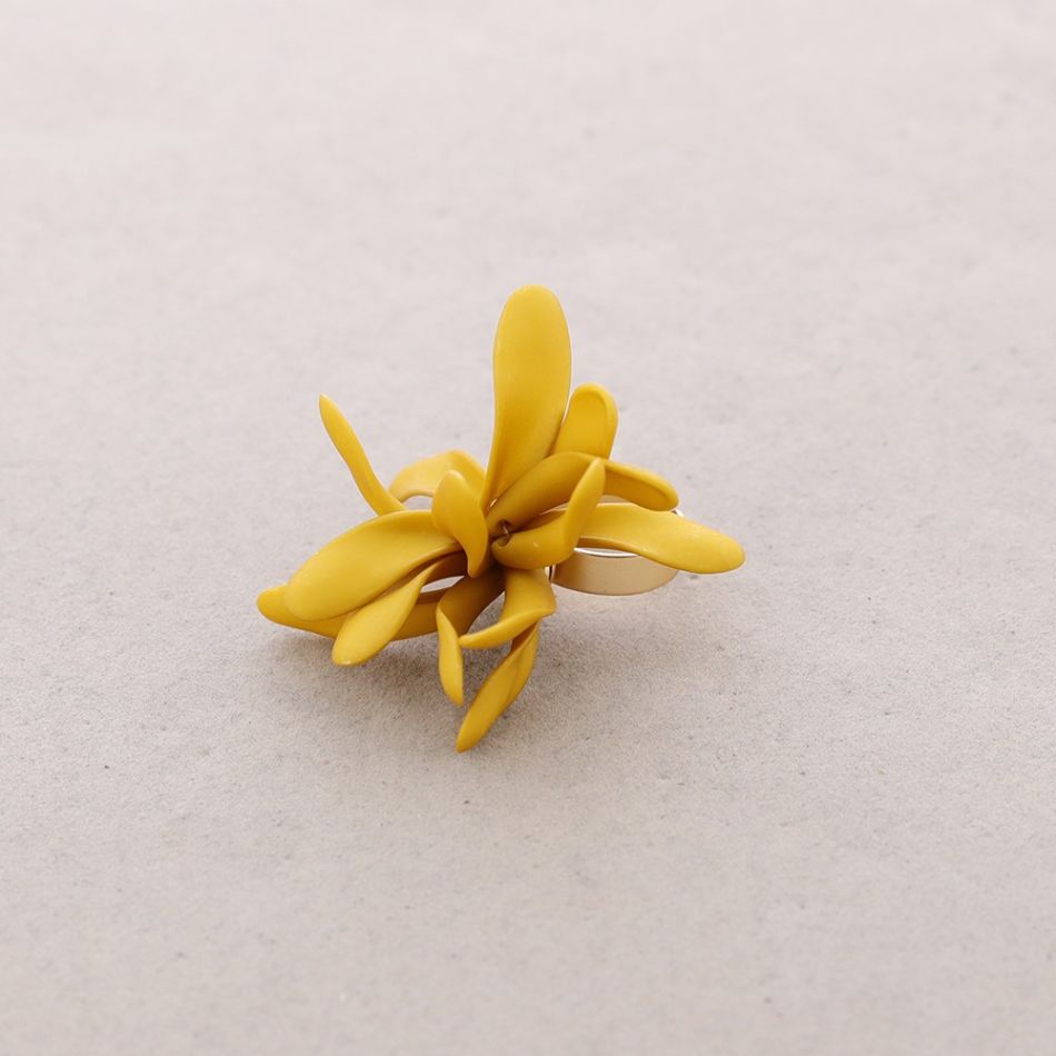 ANILLO PÉTALOS RESINA