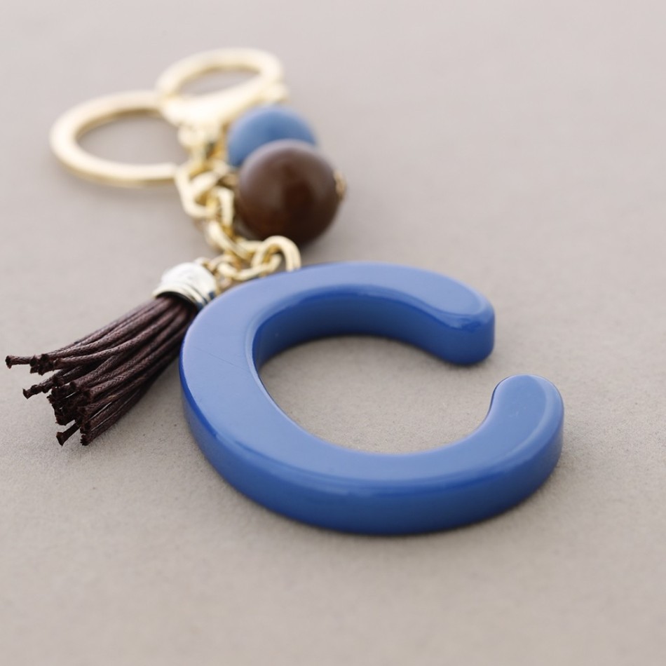 KEYCHAIN PENDANT INITIAL LETTER C RESIN