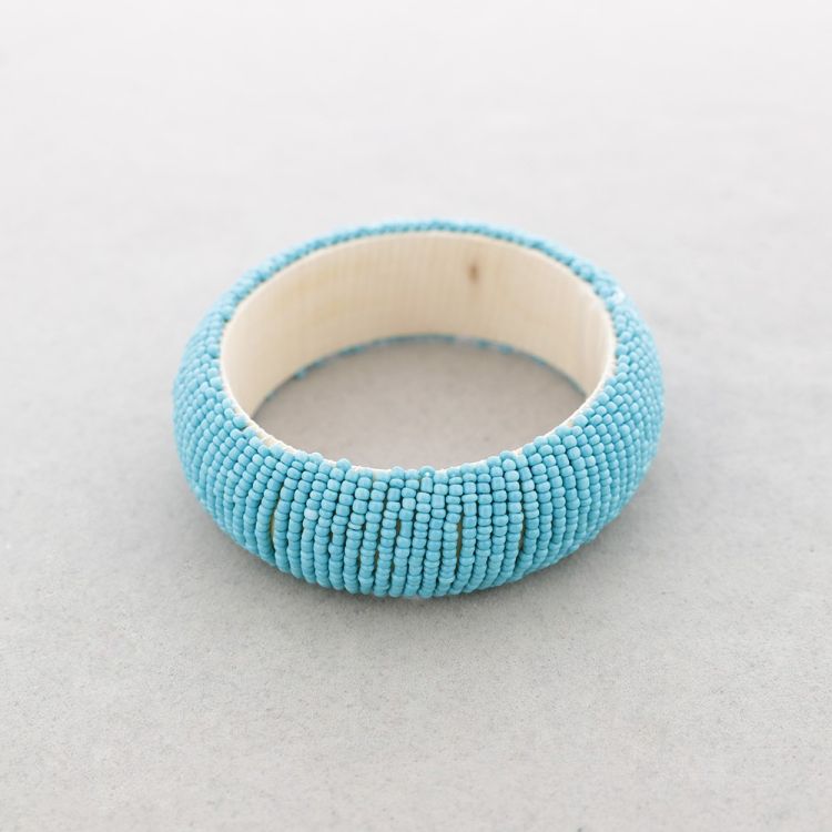 RIGID BEADED BRACELET