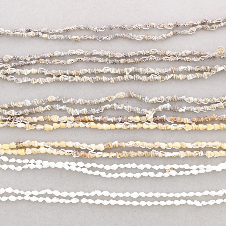 LONG NECKLACE 1.5M SNAILS 2