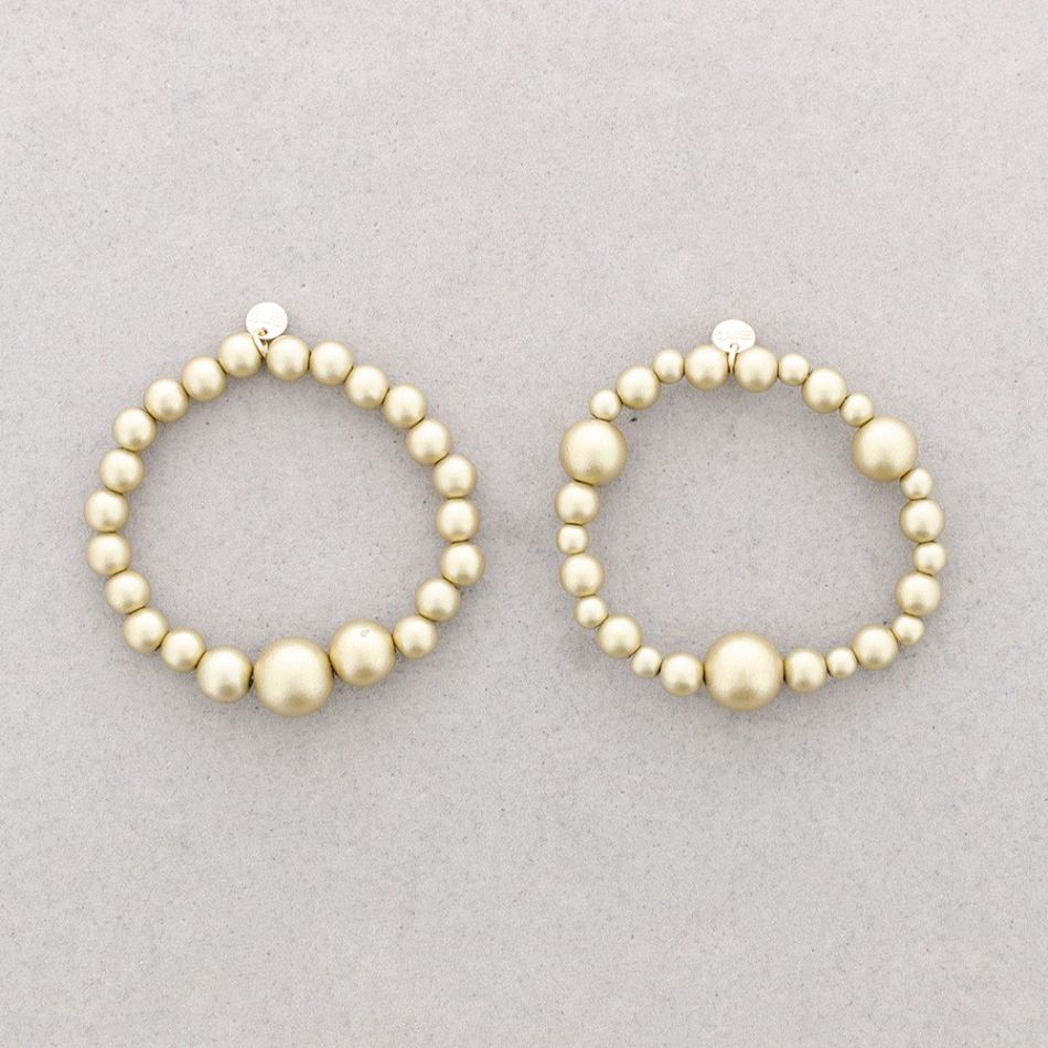 ELASTIC BRACELET WITH METALLIC BALLS