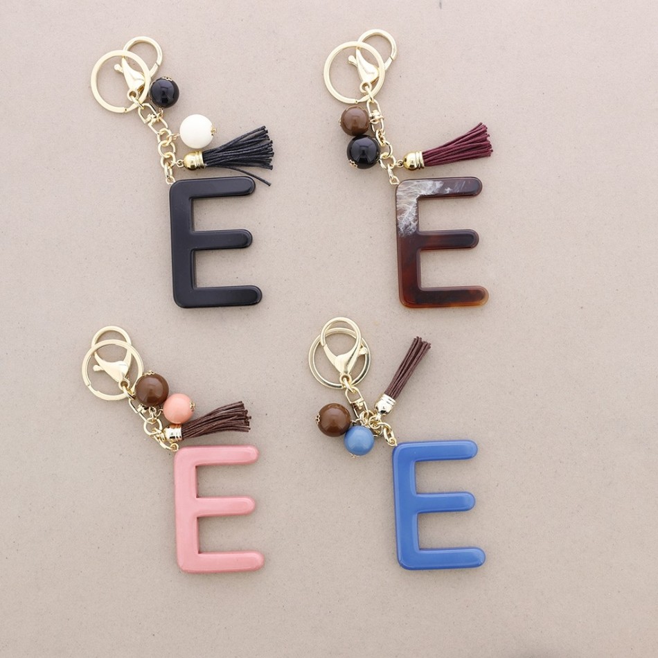 KEYCHAIN PENDANT INITIAL LETTER E RESIN