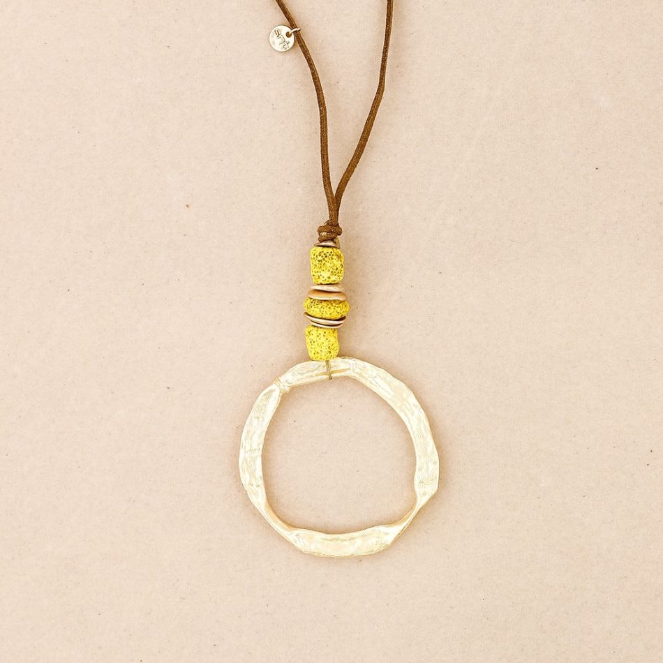 COLLAR LARGO COLGANTE ANILLA CUENTAS LAVAS