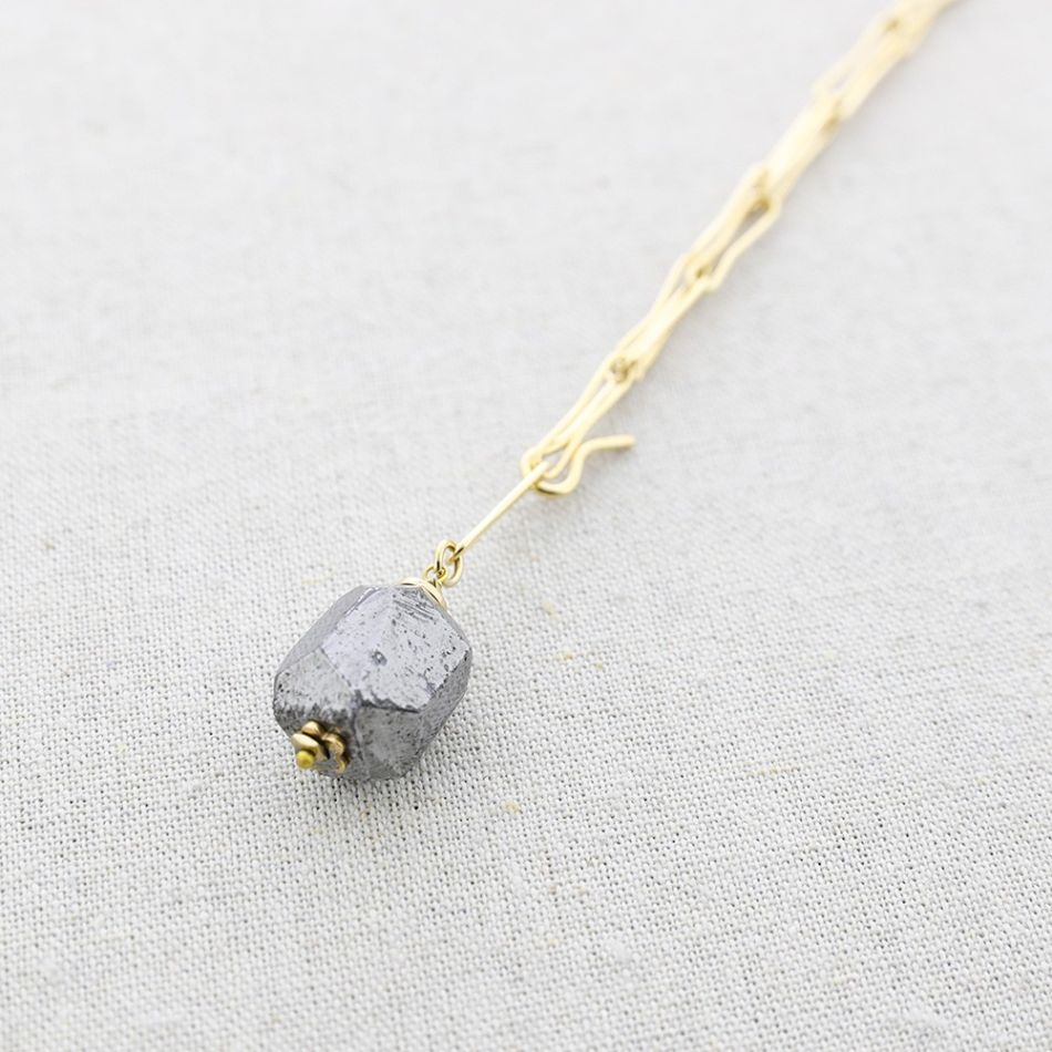 COLLAR LARGO ACERO AJUSTABLE COLGANTE PIEDRA