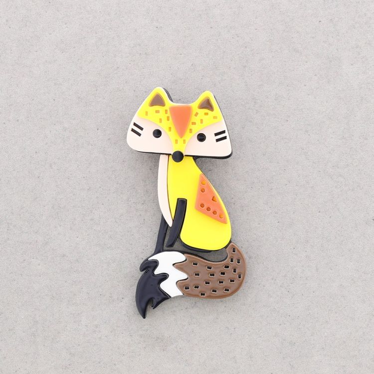 RESIN FOX BROOCH