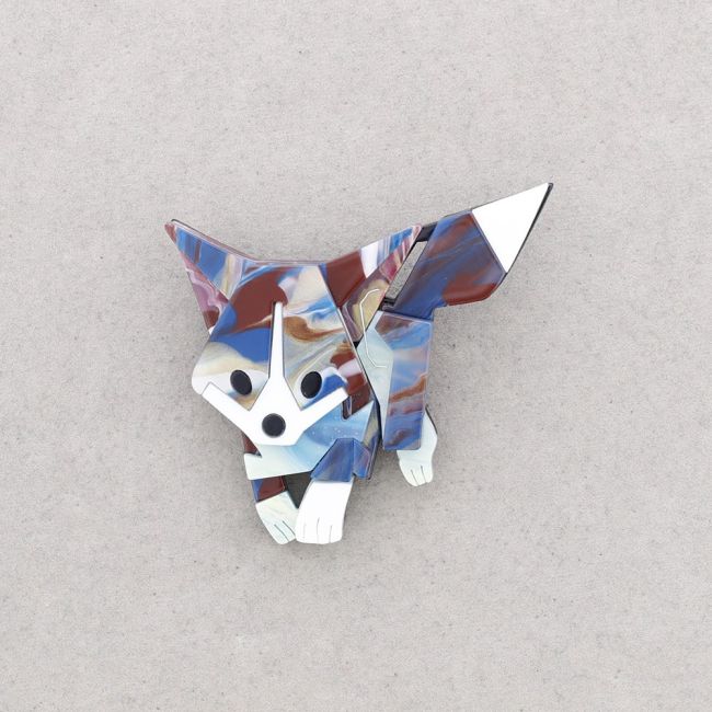 PUPPY RESIN BROOCH