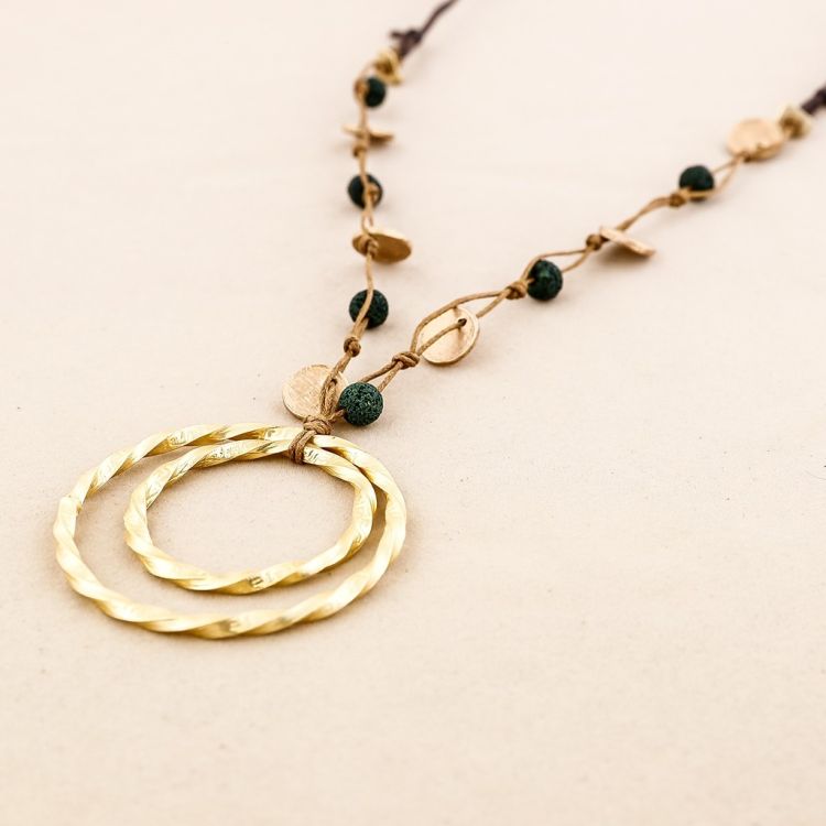 LONG METAL PENDANT NECKLACE