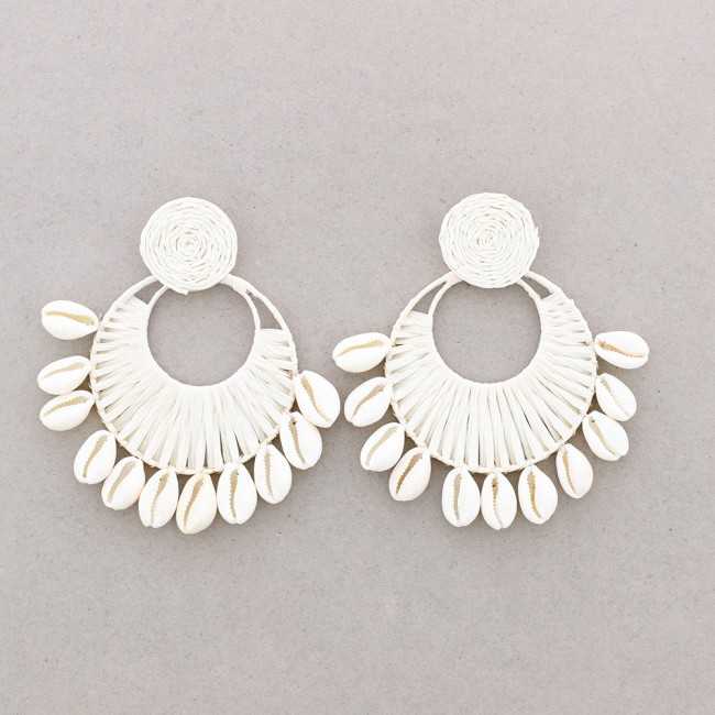 RAFFIA SHELL FAN EARRINGS