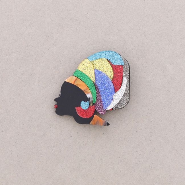WOMAN RESIN BROOCH